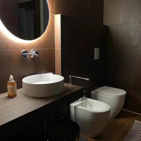 Loft Manzoni 37 كريمونا